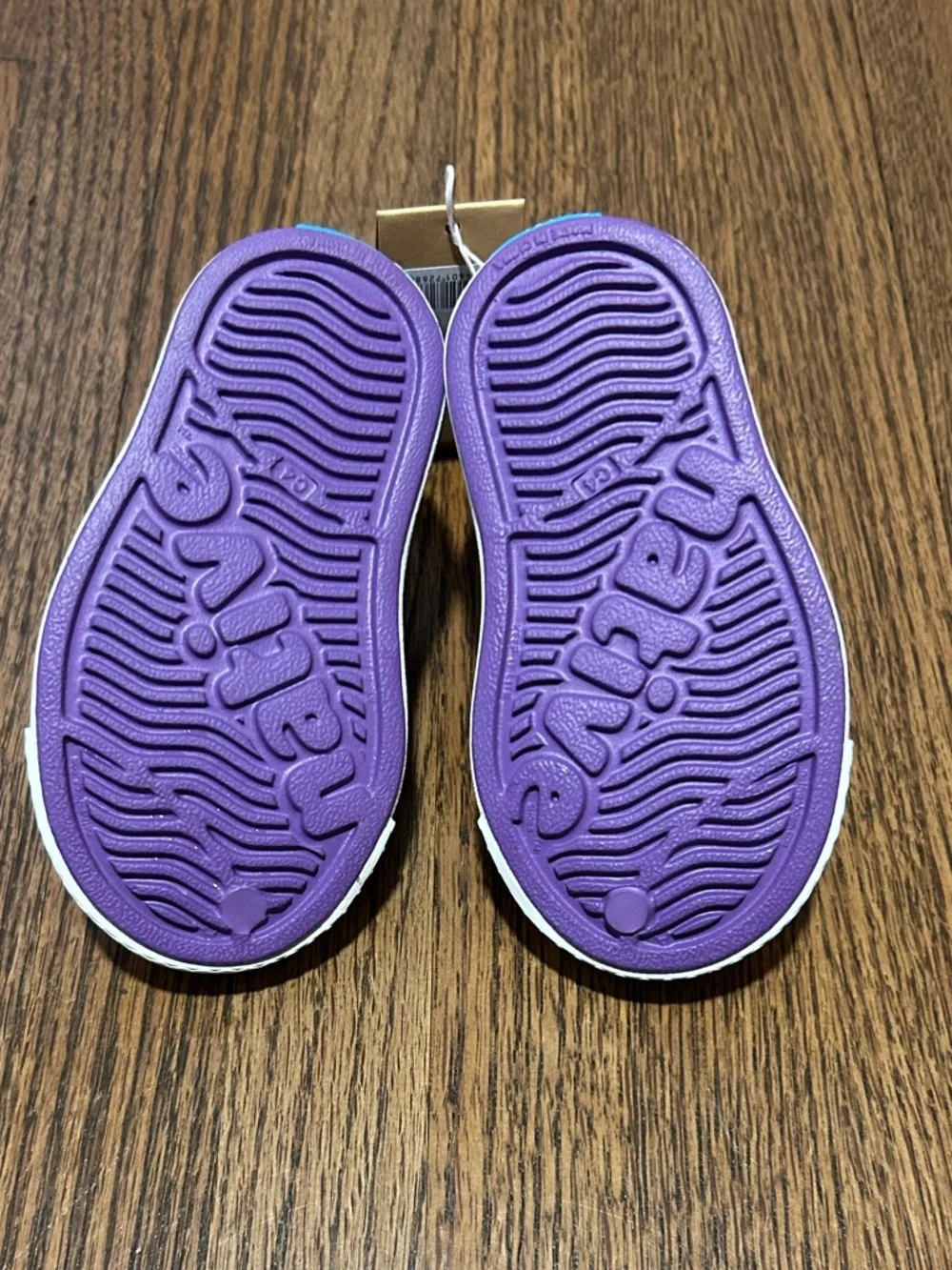 Native Jefferson Kids Shoes C4 Purple NWT Lightweight Slip-On - Picture 3 of 7